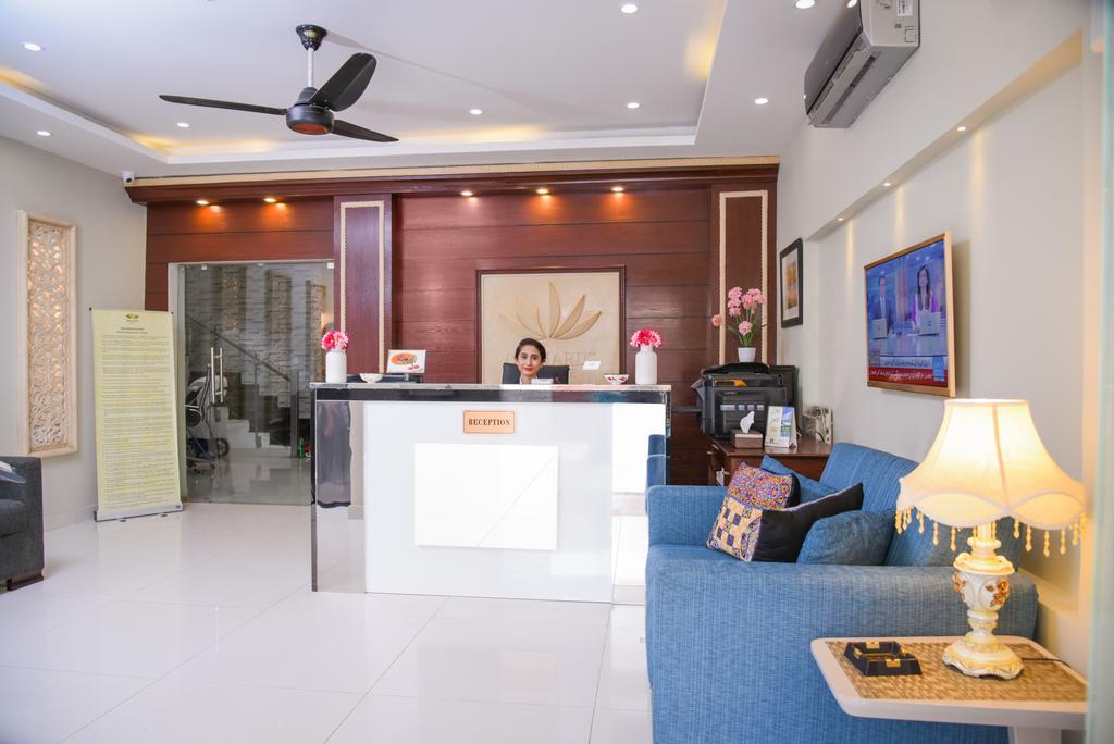 Orchards Cottage Hotel Karachi Esterno foto