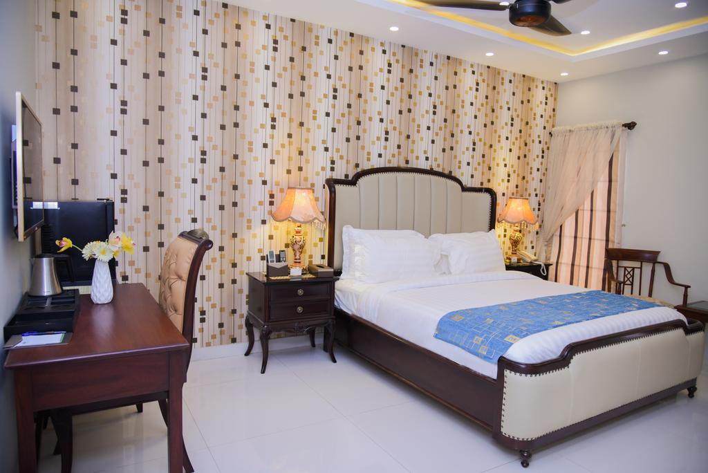 Orchards Cottage Hotel Karachi Esterno foto